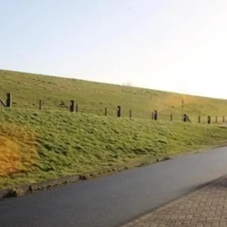 Kajuete In Fedderwardersiel Butjadingen